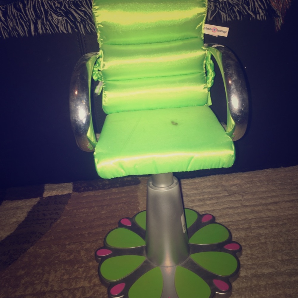 Truly Me Salon Chair Set